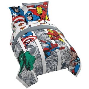 Marvel Heroes Comforter Set - Red, Blue, Green